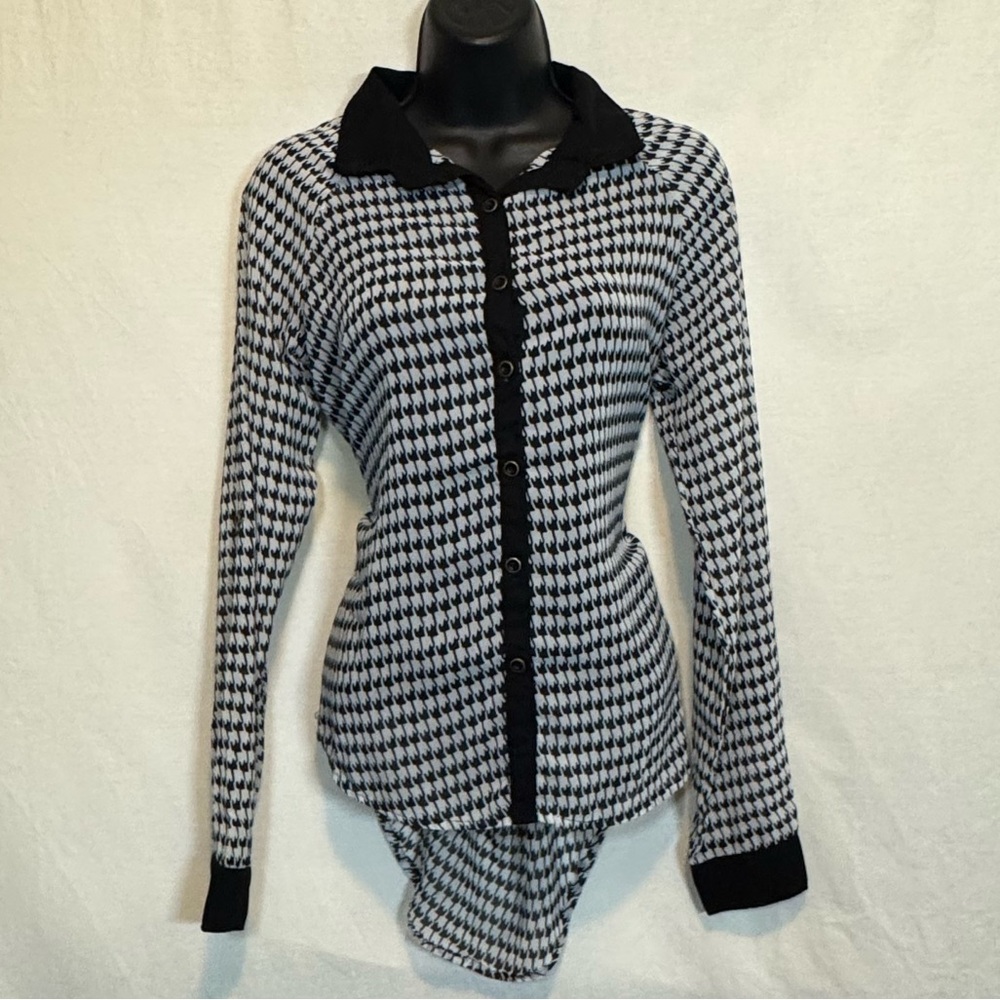 G-180 Fun & Flirt Black & White Sheer High Low Long Sleeve Button Down‎ Blouse